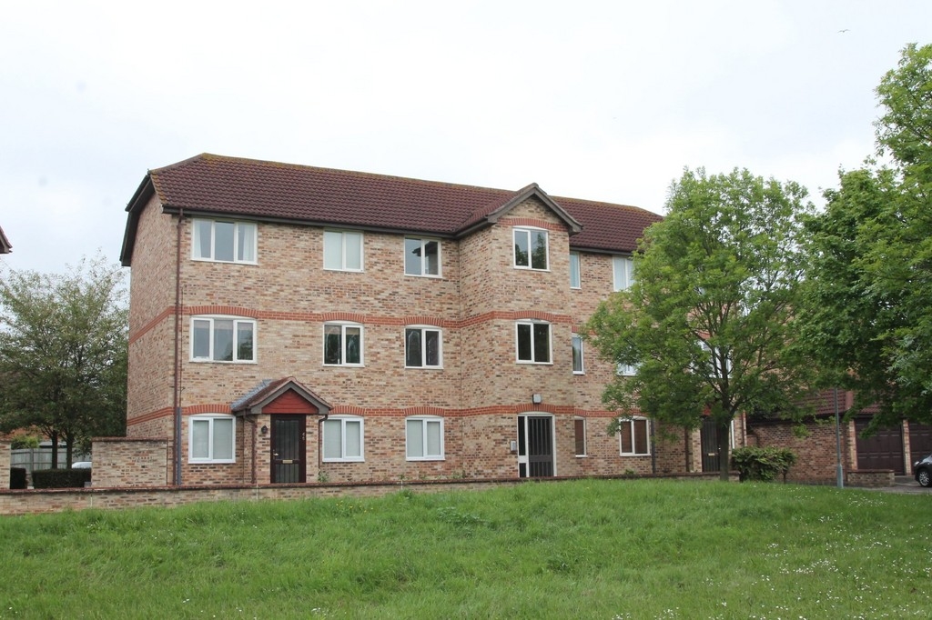Martin & Co Chelmsford 2 bedroom Apartment Let in Earlsfield Drive